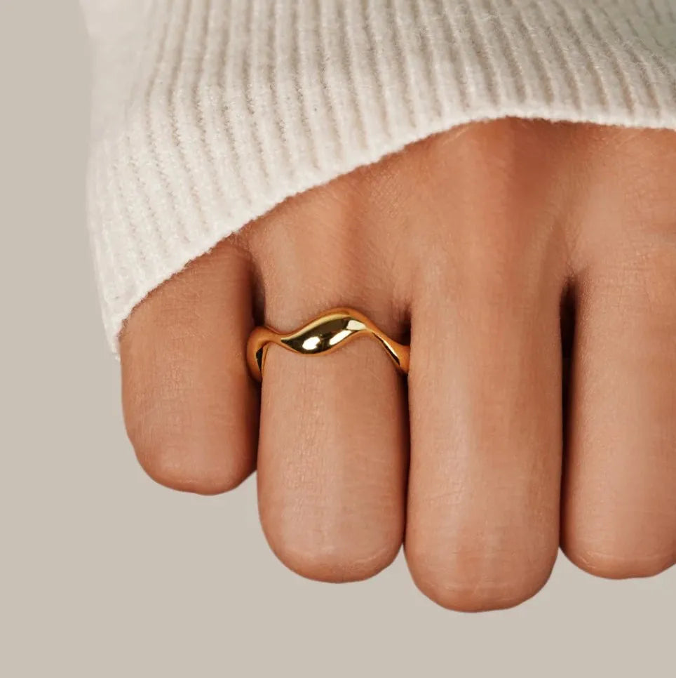 Minimalistisk ring - havinspiration - 18K forgyldt, sterlingsølv, justerbar ringstørrelse - perfekt til enhver lejlighed