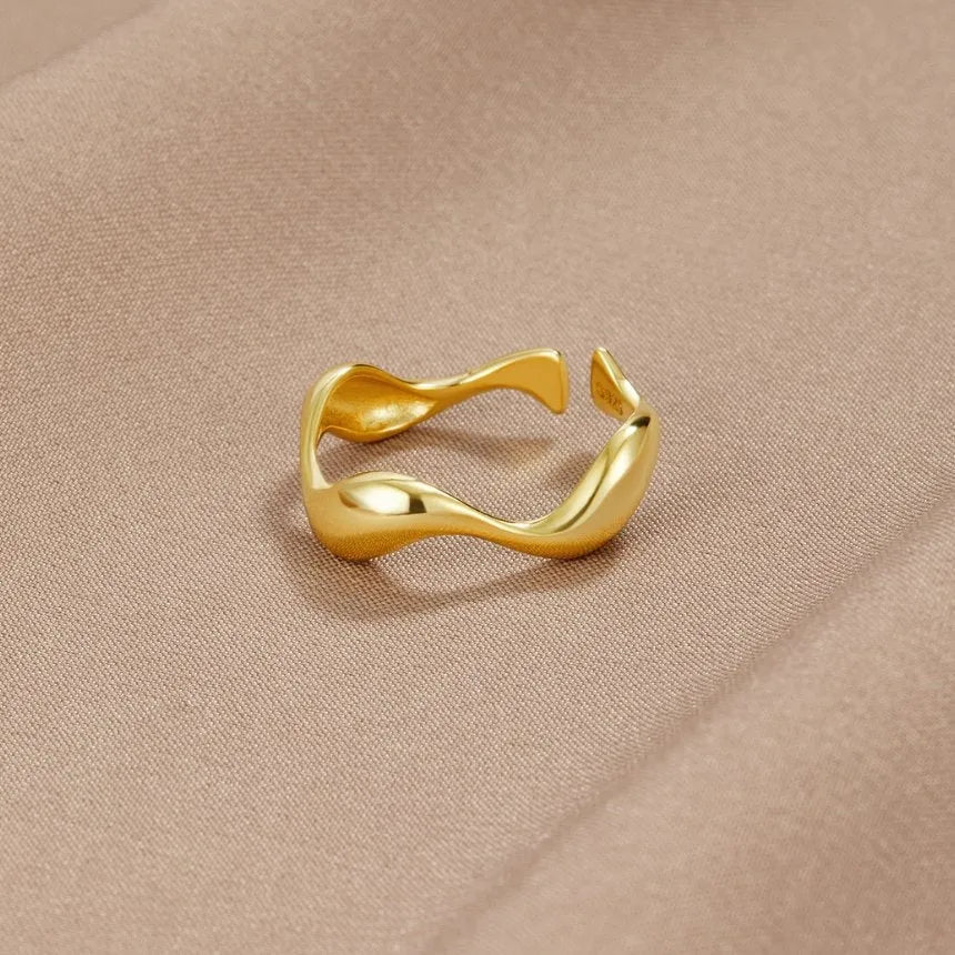 Minimalistisk ring - havinspiration - 18K forgyldt, sterlingsølv, justerbar ringstørrelse - perfekt til enhver lejlighed