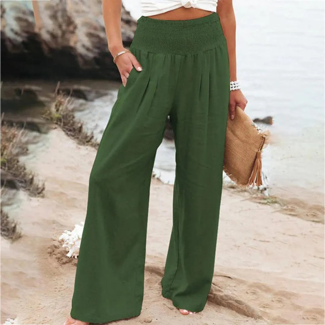 XANDRIA | Chic trousers perfect for the summer season