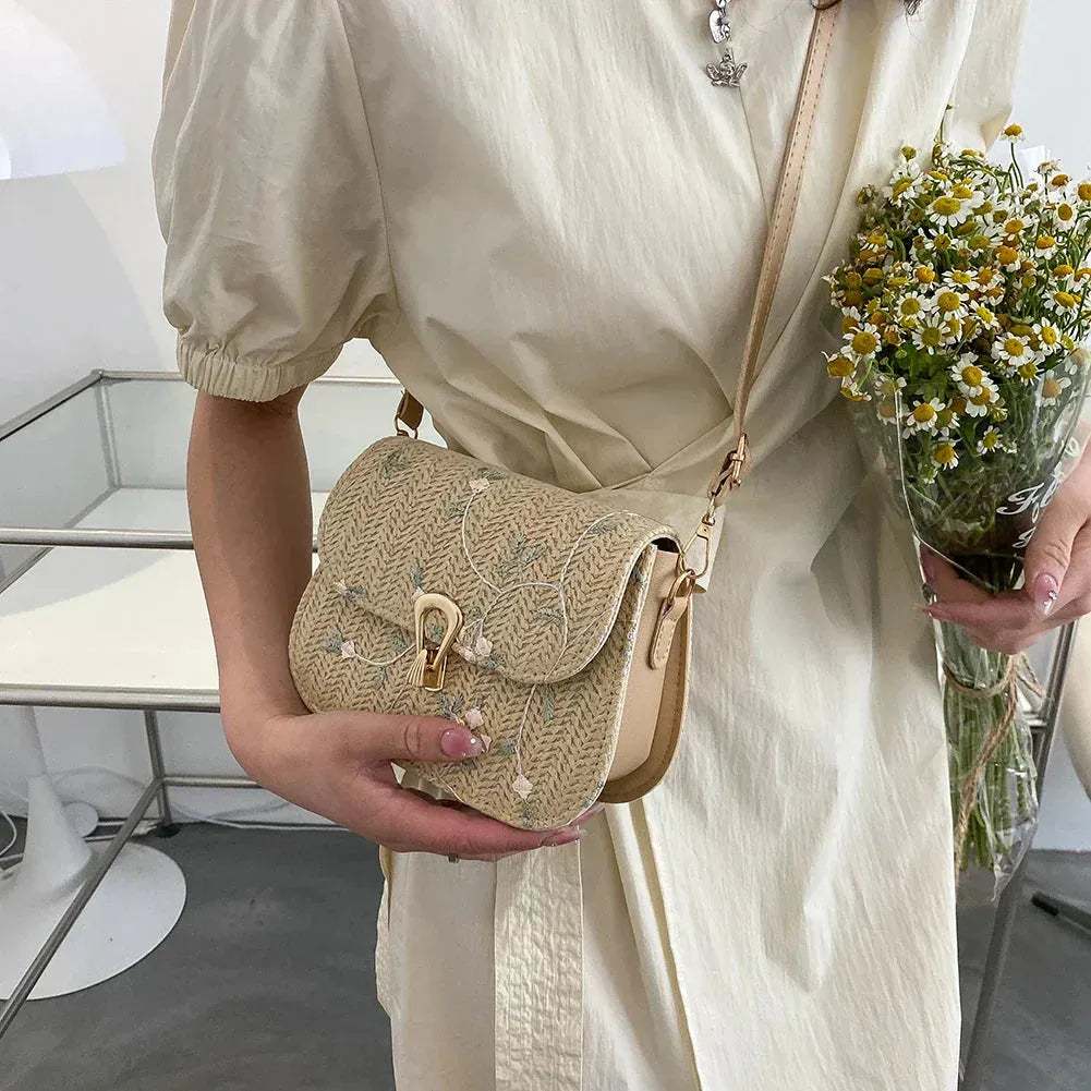 Shoulder Bag - Liana - Embroidered - Straw - Perfect for Sunny Days