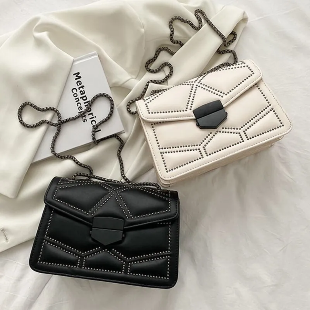 Victoria Crossbody Bag | Vintage & Luxurious