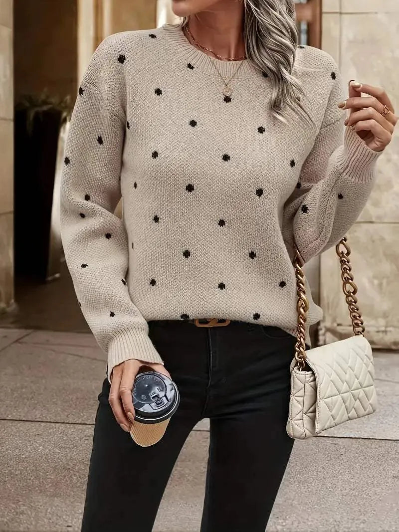 Knitted Sweater - Playful - Soft - Ideal for Fall and Winter