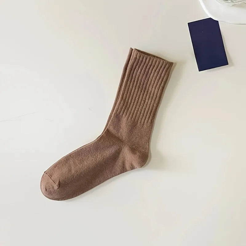 Unisex Socks - Solid Colors - Breathable & Comfortable - Ideal for Everyday Use