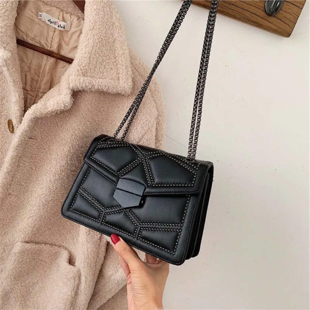 Victoria Crossbody Bag | Vintage & Luxurious