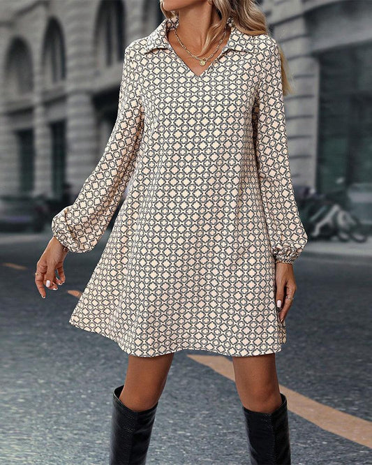 Tunic Dress - Timeless - Comfortable Fit, Simple Design - Ideal for Work and Leisure