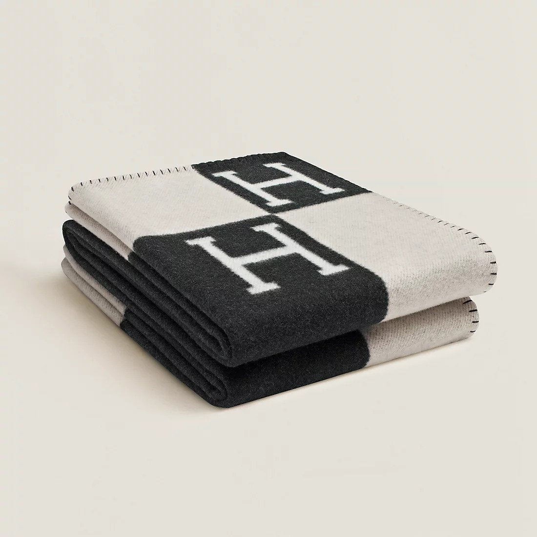 Stylish Luxury Wool Cashmere Blanket | Super Soft and Luxurious - Perfect for a comfortable and stylish experience