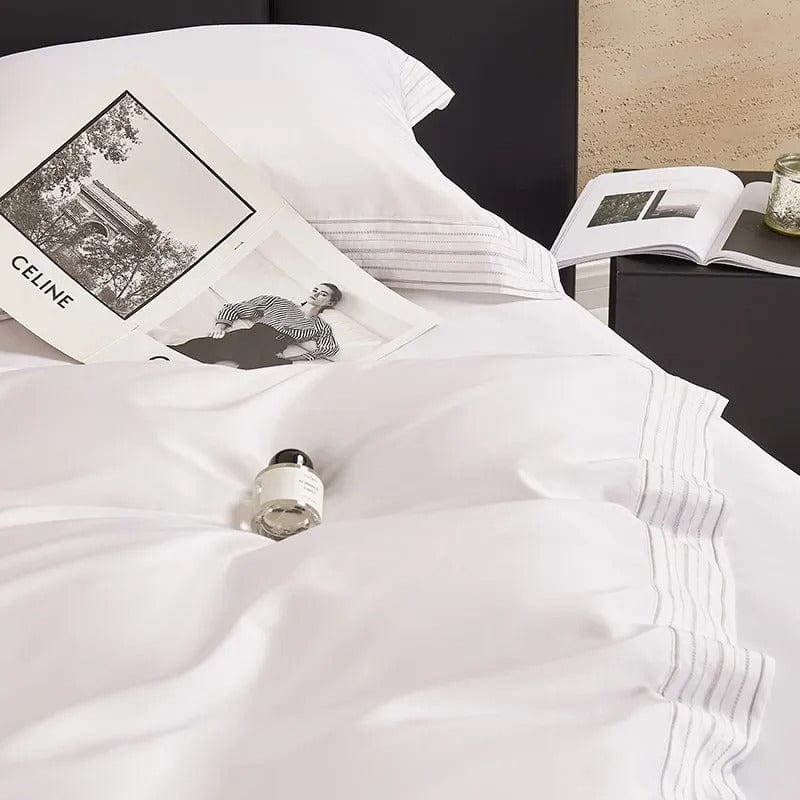 Luxury White Duvet Cover Set (Egyptian Cotton) | Premium Egyptian Cotton - Crisp White Colour - Perfect for a Sophisticated Bedroom